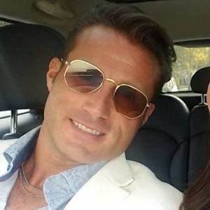 Meet your Posher, Dennis